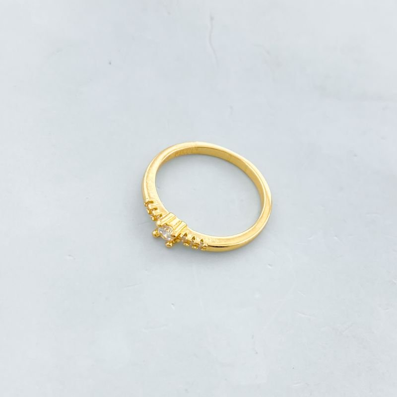 Anel Banho Diamante Falange Cravejado Semelhante a Sólitario