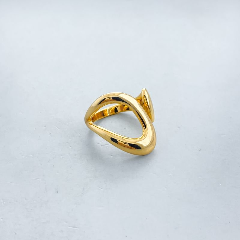 Anel Banho Diamante Maximalista Liso Aberto Design Oval Vazado