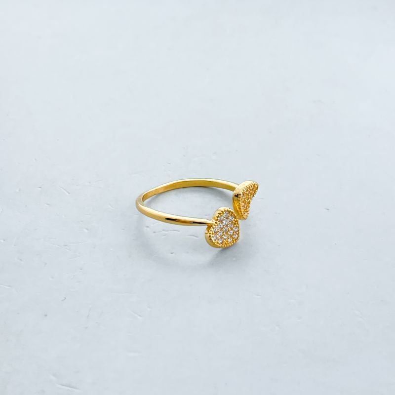 Anel Banho Diamante Regulável Delicado com 2 Corações Cravejados