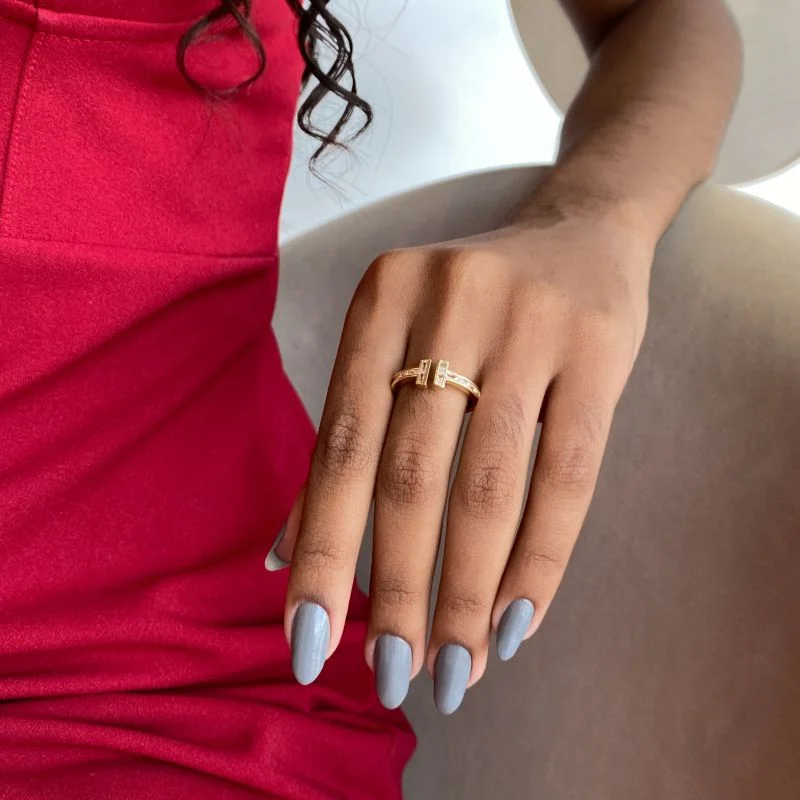 Anel Bijuteria Pedras Baguetes Zircônia com 2 Traços