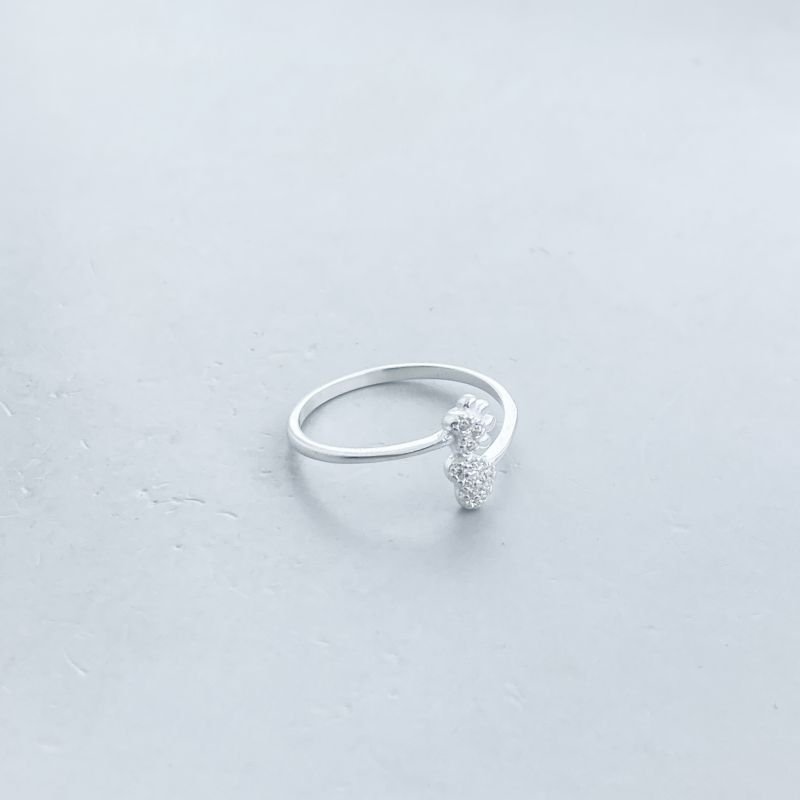 Anel Prata Delicado Cravejado Patinha e Coração