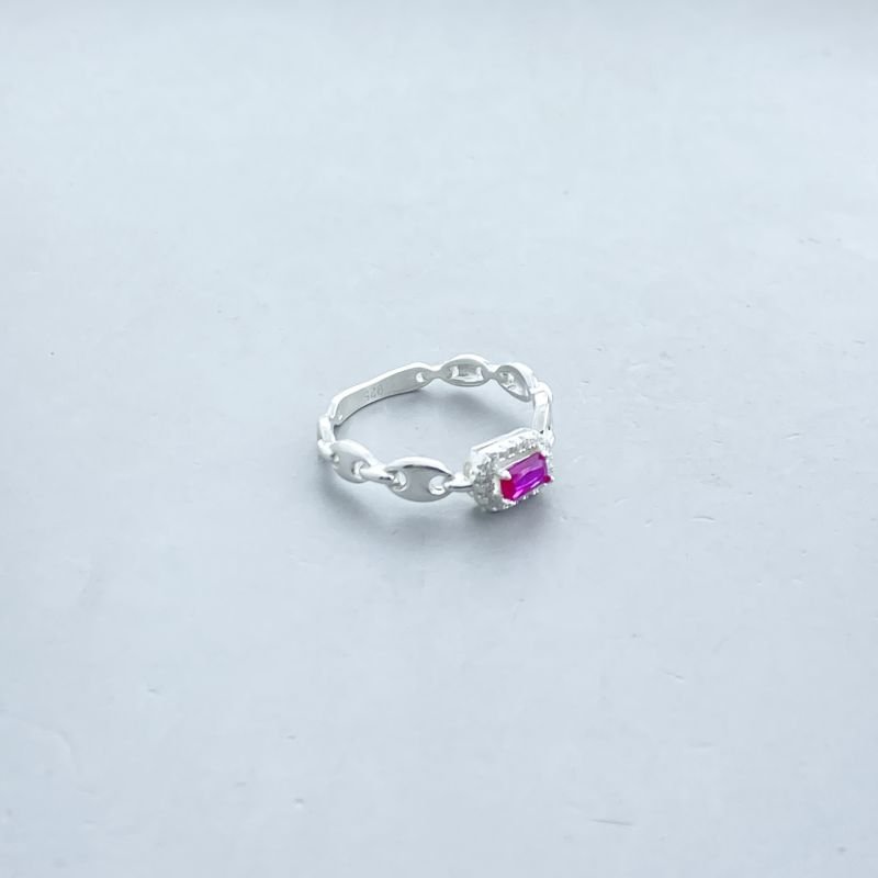 Anel Prata925 Delicado Pedra Retangular Borda Cravejada Aro Lacres