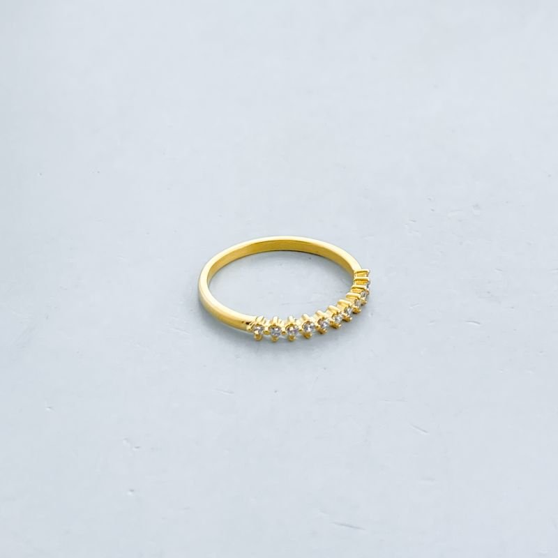 Anel Semijoia Aparador Fino com 11 Pedras com Garrinhas