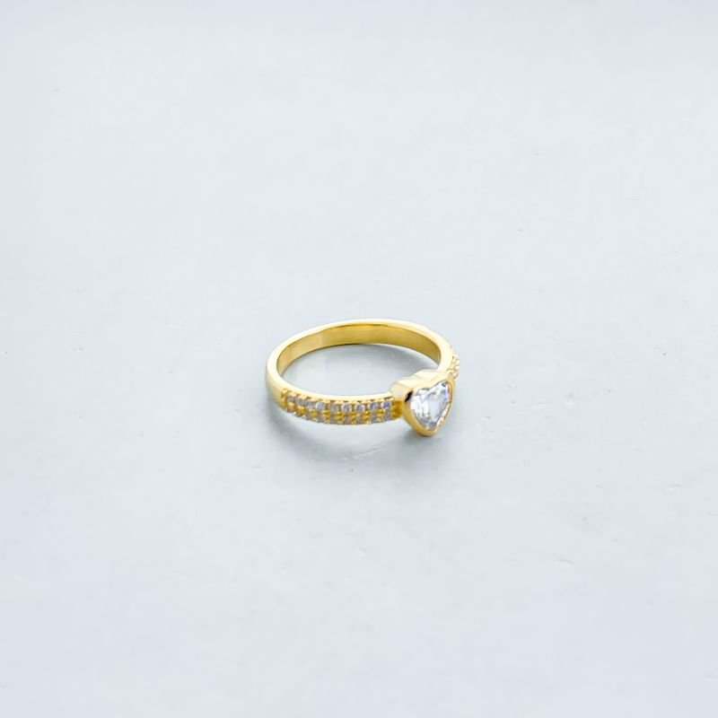 Anel Semijoia Delicado Aro Cravejado Pedra Coração