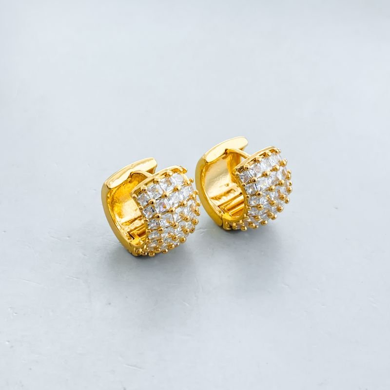 Argola Banho Diamante Grande Cravejada Pedras Quadradas