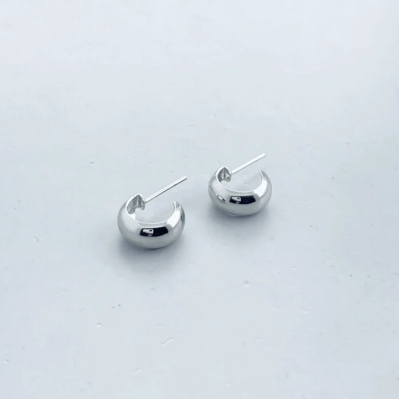 Argola Banho Ouro Branco Aro Liso Pequena