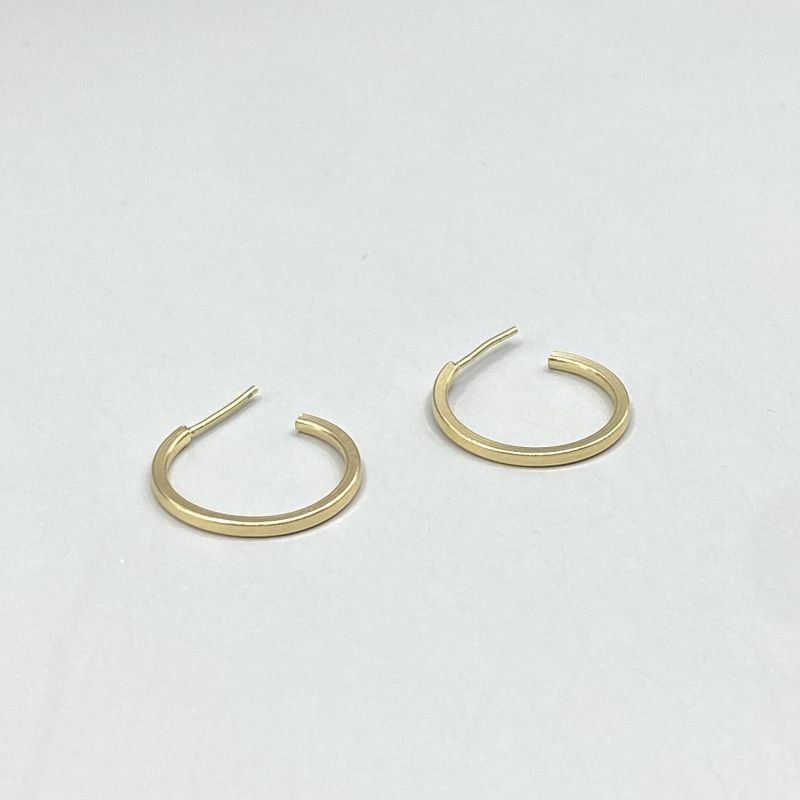 Argola Folheado Africana Aro Quadrado com 2cm Pequeno Delicado