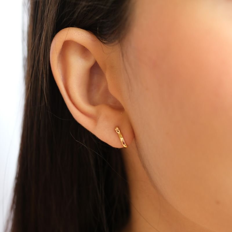 Argola folheado grossinha lisa fecho italiano mini