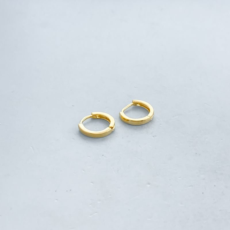 Argola Folheado Minimalista Lisa Redonda