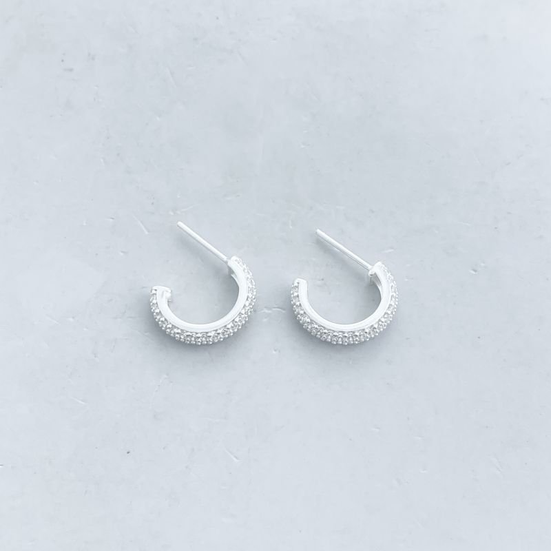 Argola Prata Pequena Cravejada Aro Aberto