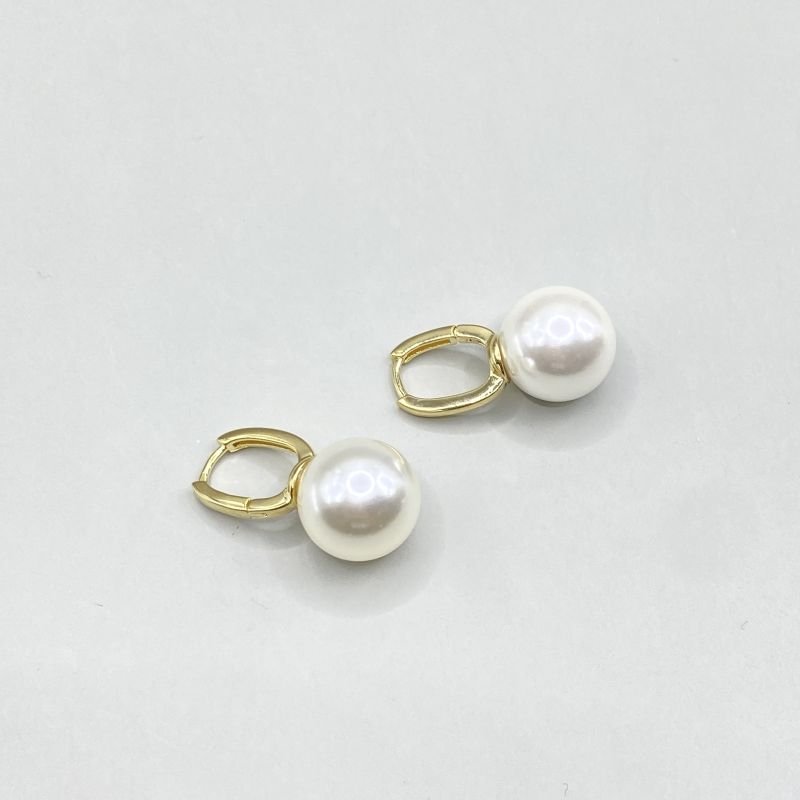 Argola Semijoia Aro Liso com Pérola 1,4cm Médio Delicado