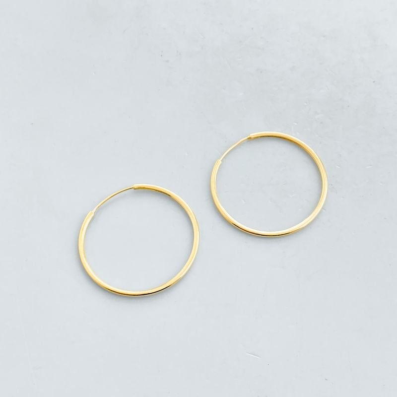 Argola Semijoia Fechada Boleada