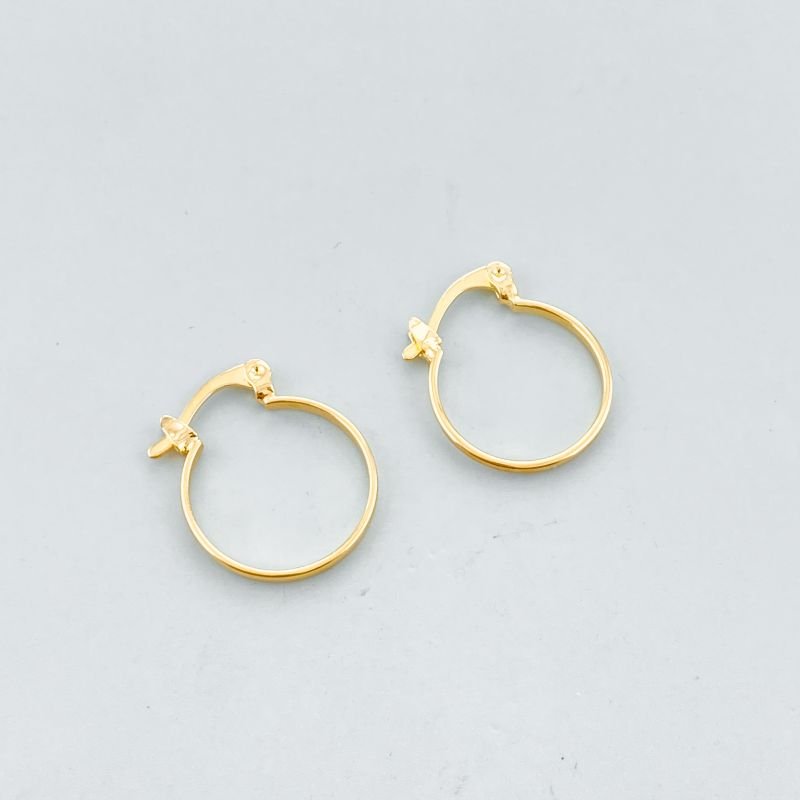 Argola semijoia Redonda Fecho Italiano Espessura Fina Média