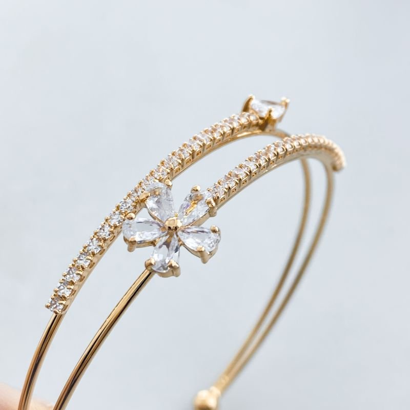 Bracelete Banho Diamante Fino Cravejado Duplo Flor e com 1 Pedra Gota