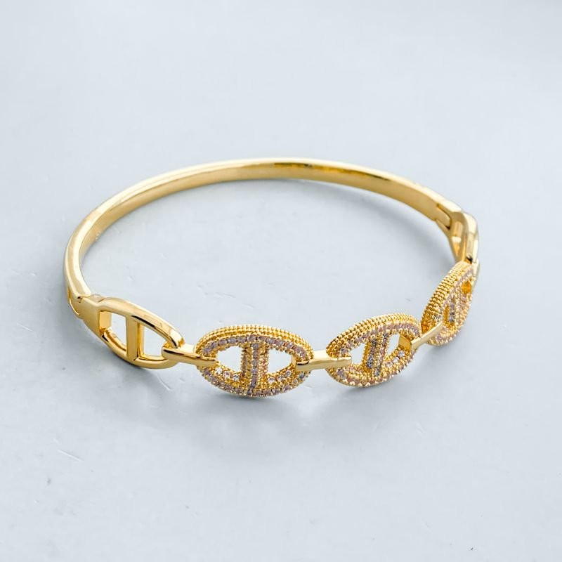 Bracelete Banho Diamante Fino Cravejado Elos Ovais Divididos