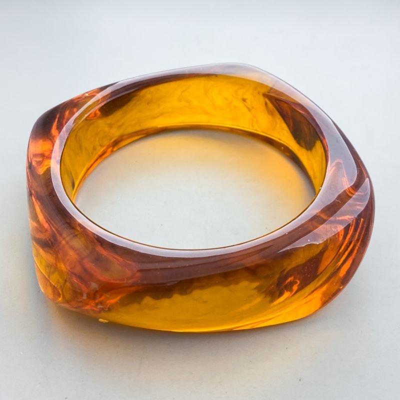 Bracelete Bijuteria Acrílico Relevos Ondulados