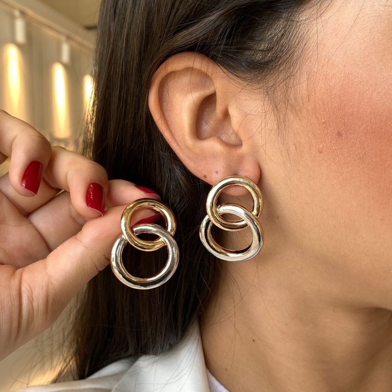 Brinco Banho Diamante 2 Círculos Entrelaçados Match De Banho