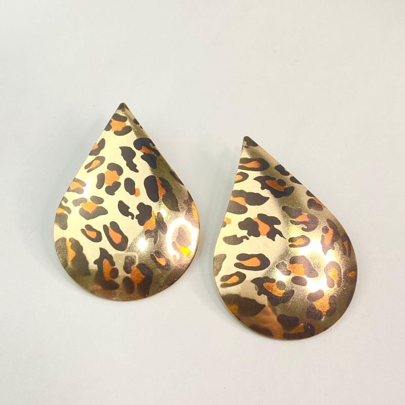 Brinco Banho Diamante Gota Grande Animal Print Grande