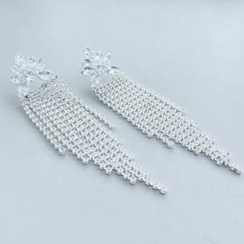 Brinco Banho Diamante Grande Cravejado Franja Base com 7 Pedras Navetes