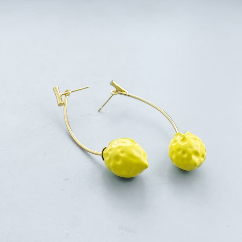 Brinco Banho Diamante Grande Liso Arco Com Limão Siciliano