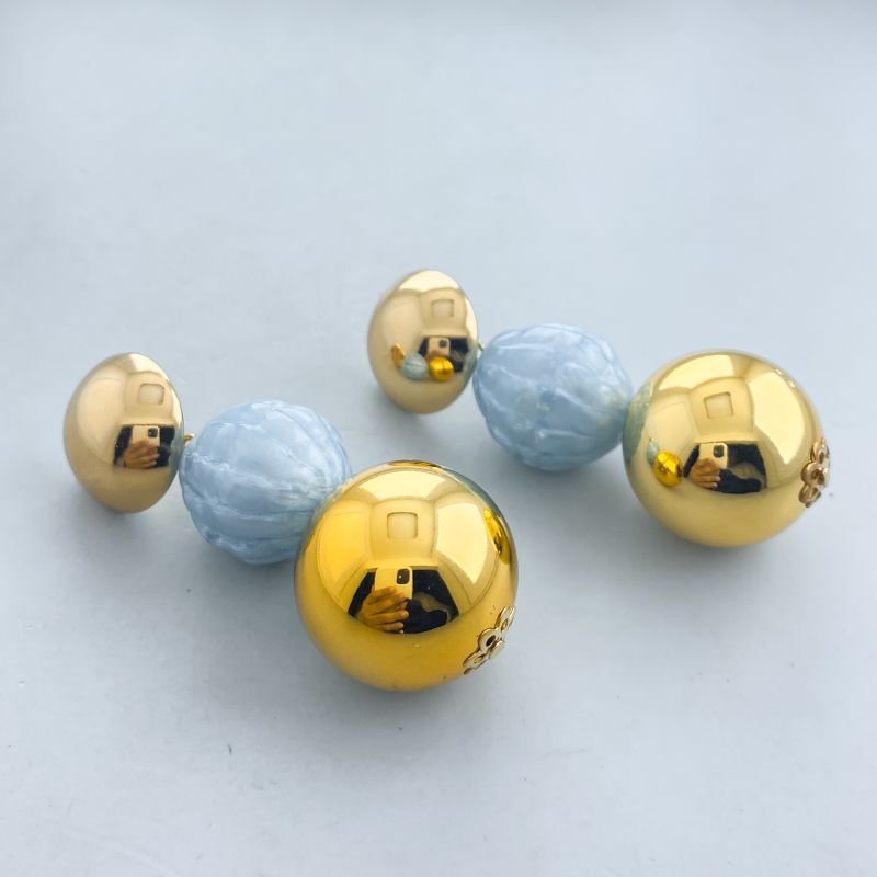 brinco banho diamante maximalista liso 2 bolas lisas 1 acrilica