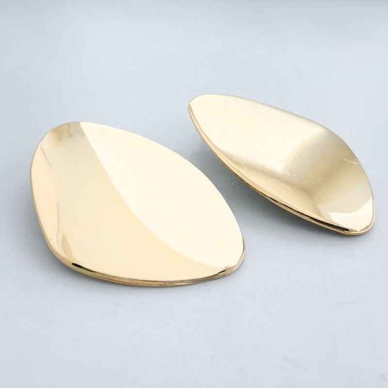 Brinco Banho Diamante Maximalista Liso Oval