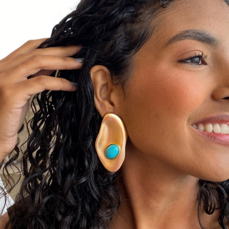 Brinco Banho Diamante Maximalista Orgânico Acetinado Pedra Oval