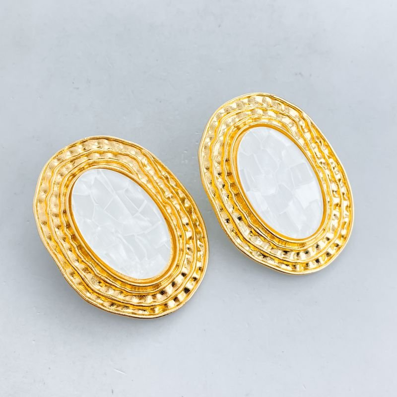 Brinco Banho Diamante Maximalista Orgânico Oval Amassado Meio Acrílico Marmorizado