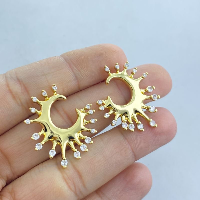 Brinco Banho Diamante Médio Liso Sol Vazado Aberto Pontas Pedrinhas
