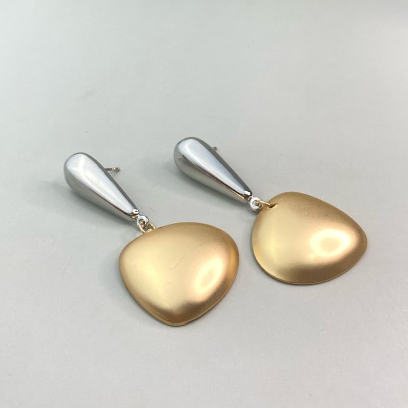 Brinco Bijuteria Pêndulo Oval Acetinado Base Gota Lisa Match de Banho Grande