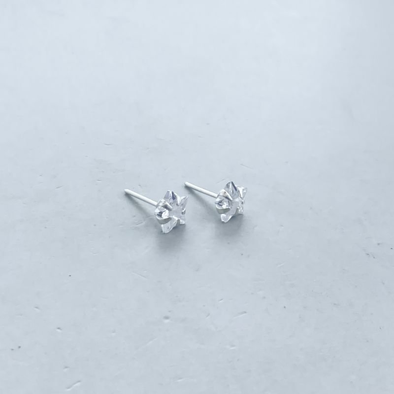 Brinco Prata925 Estrela Zirconia 4 Garras Médio