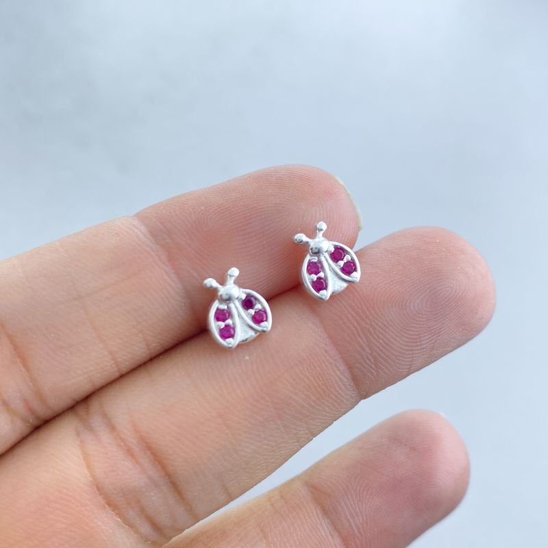 Brinco Prata925 Joaninha com 4 Pedrinhas