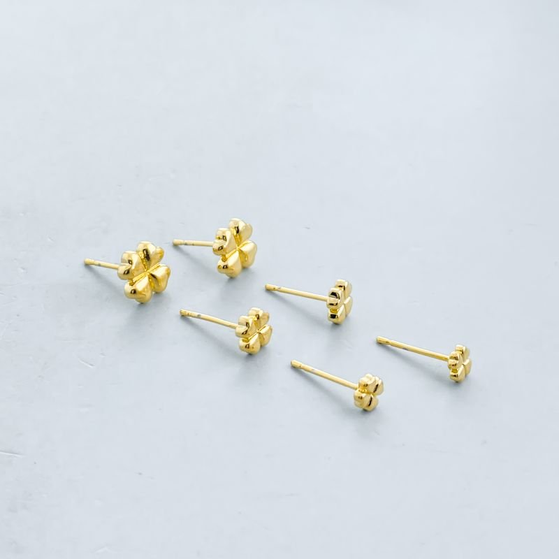 Brinco Semijoia Kit com 3 Pequeno Liso Trevo PMG