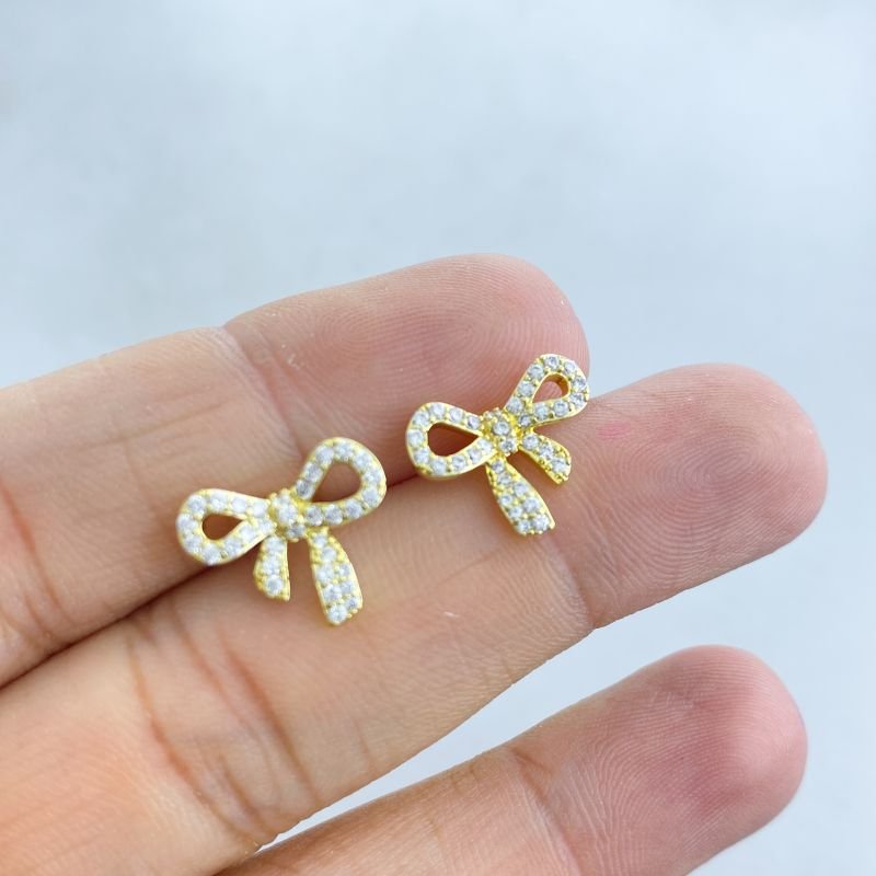 Brinco Semijoia Pequeno Cravejado Laço