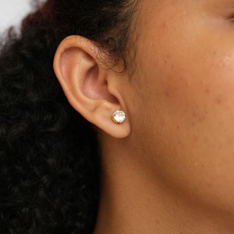 Brinco Semijoia Ponto De Luz 4 Garras