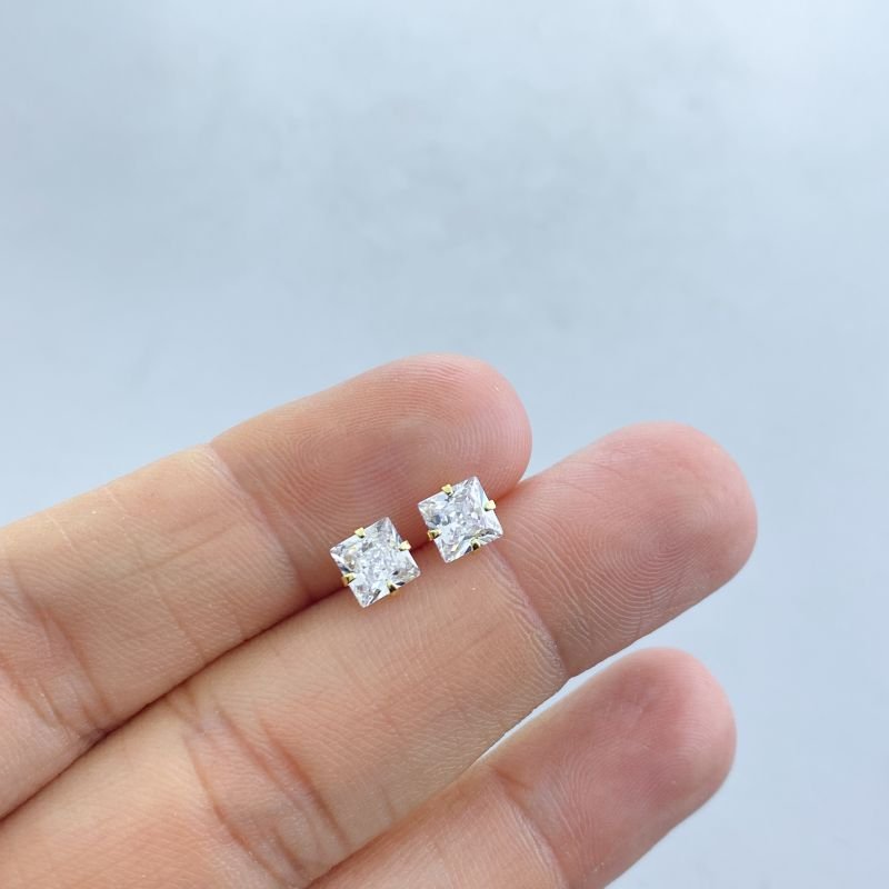 Brinco Semijoia Zircônia Quadrada 4 Garras