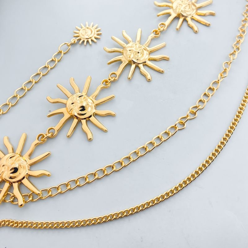 Cinto Acessório Corrente Triplo com 5 Sóis Lisos