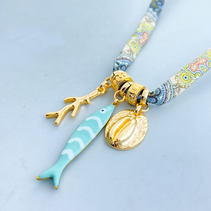 Colar Banho Diamante Amarração Tecido Peixe Alga Búzio