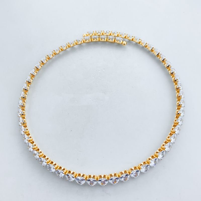 Colar Banho Diamante Choker Aro Maleável Pedras Corações