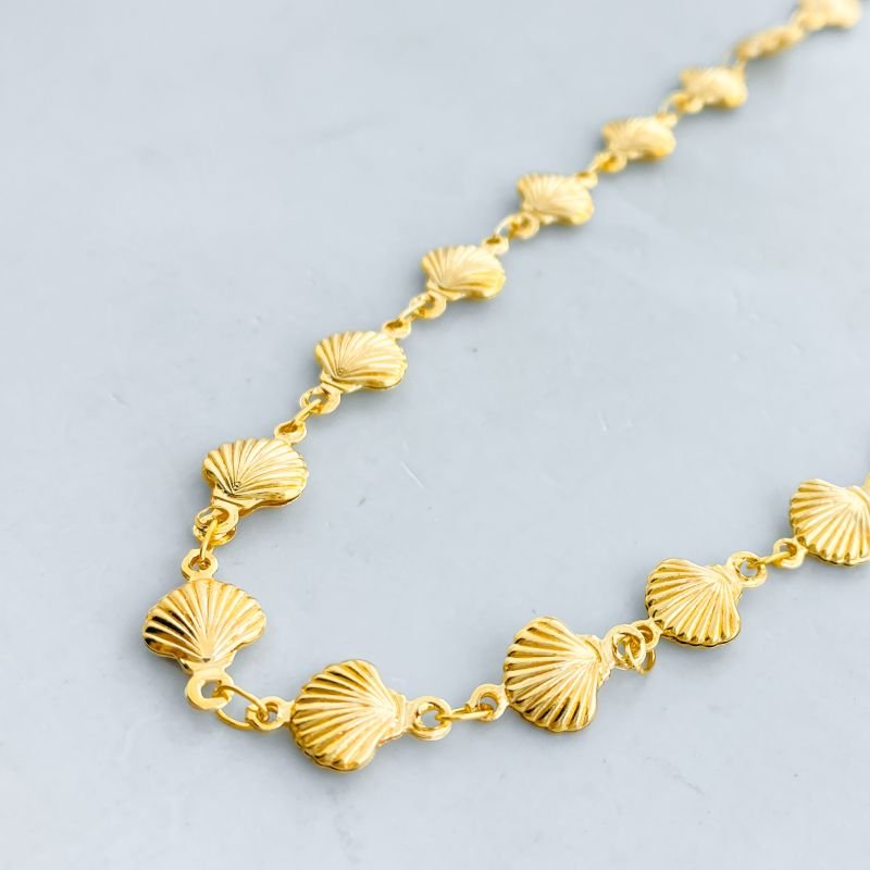 Colar Banho Diamante Choker Conchas Lisa