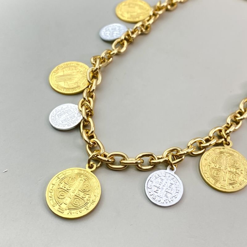 Colar Banho Diamante Choker Corrente Pingentes Medalhas Moedas Match de Banho