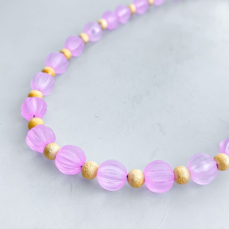 Colar Banho Diamante Choker Miçangas Relevos e Bolas Craqueladas