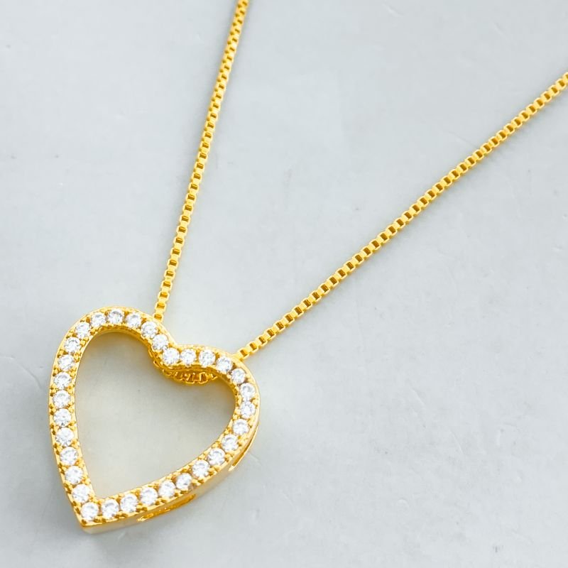Colar Banho Diamante Coração Vazado Cravejado 3D