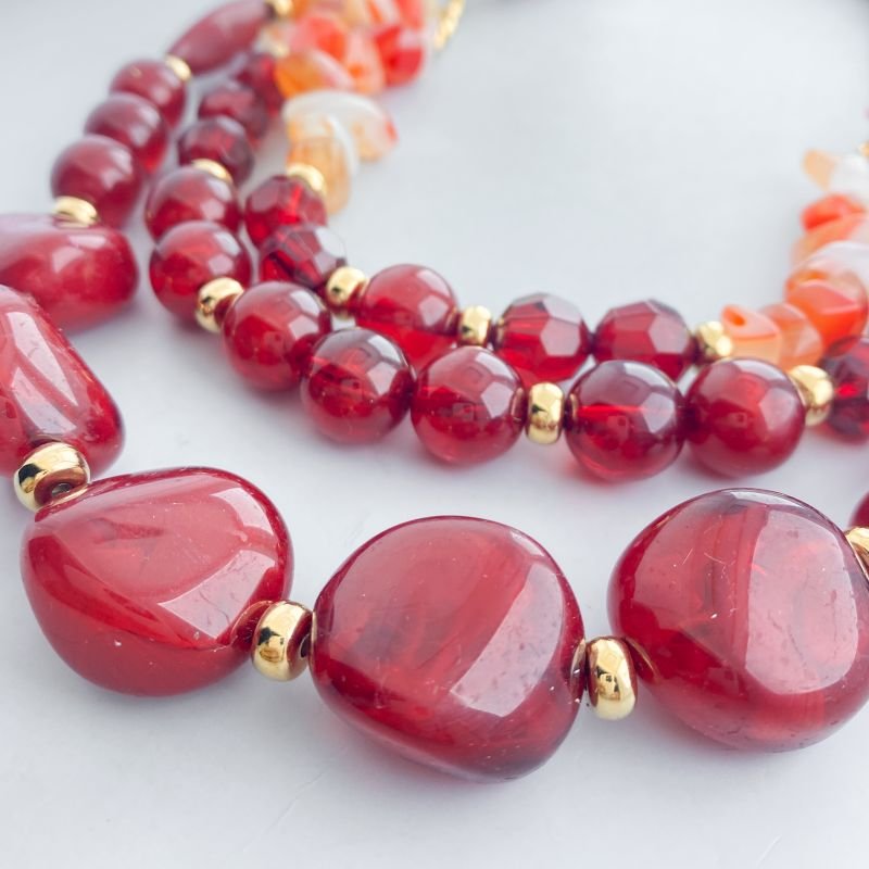 Colar Banho Diamante Maximalista Triplo Pedras Acrílicas Marmorizadas