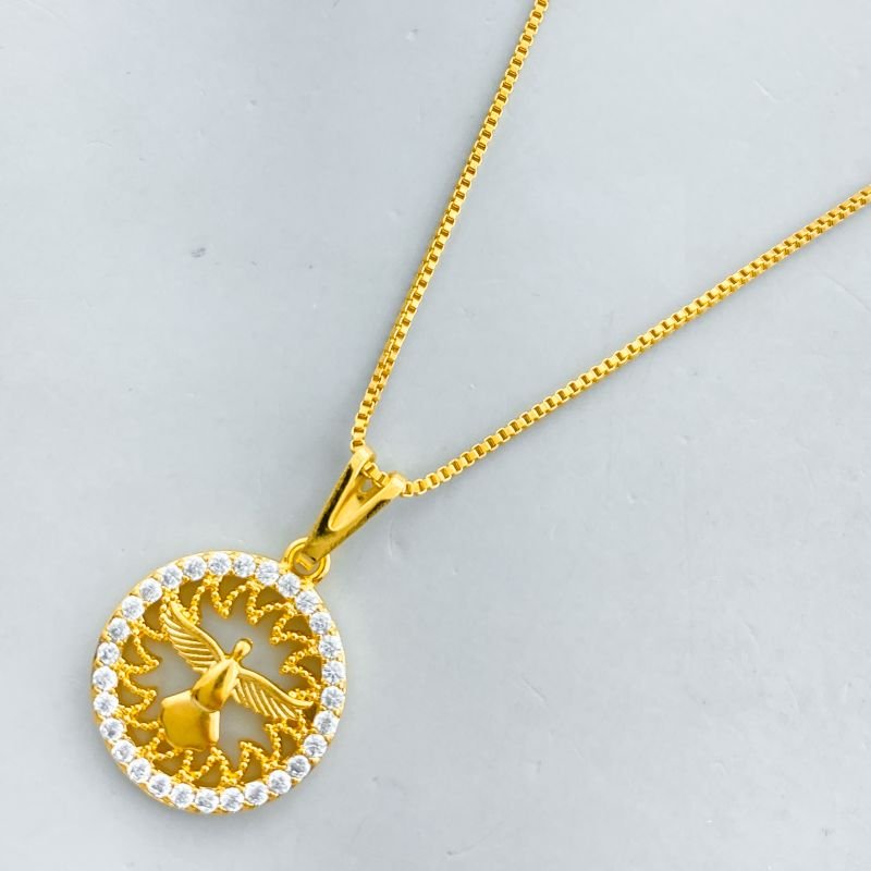 Colar Banho Diamante Medalha Pomba Lisa Borda Cravejada