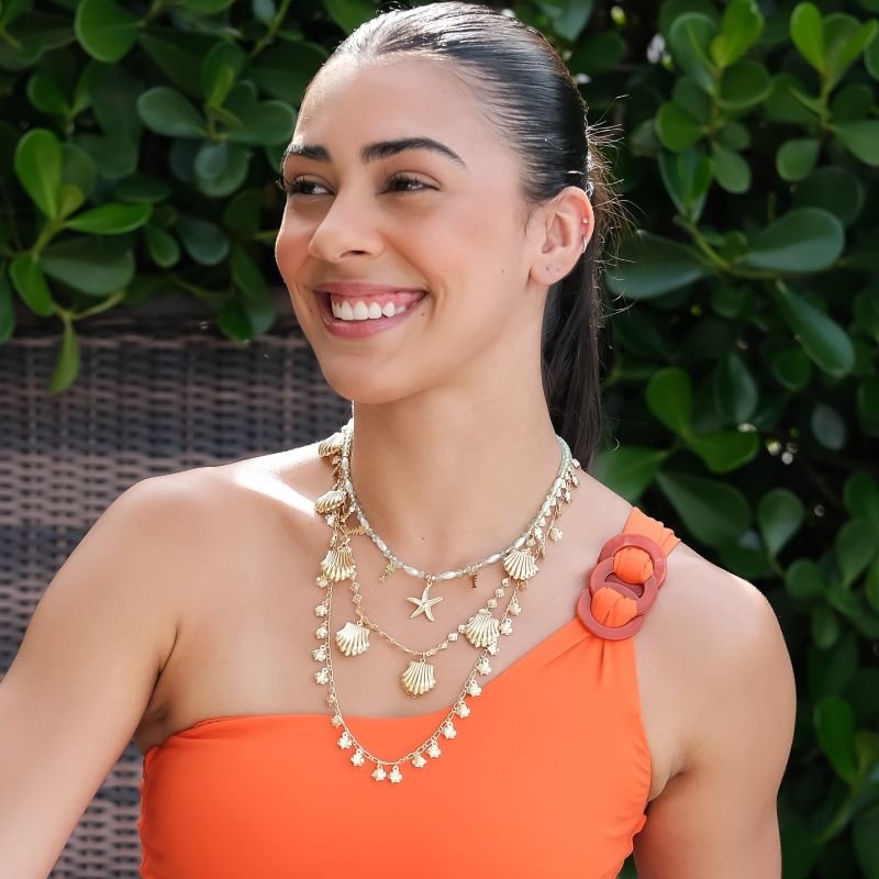 Colar Banho Diamante Miçangas Pérolas Esqueletos de Peixe e Estrela