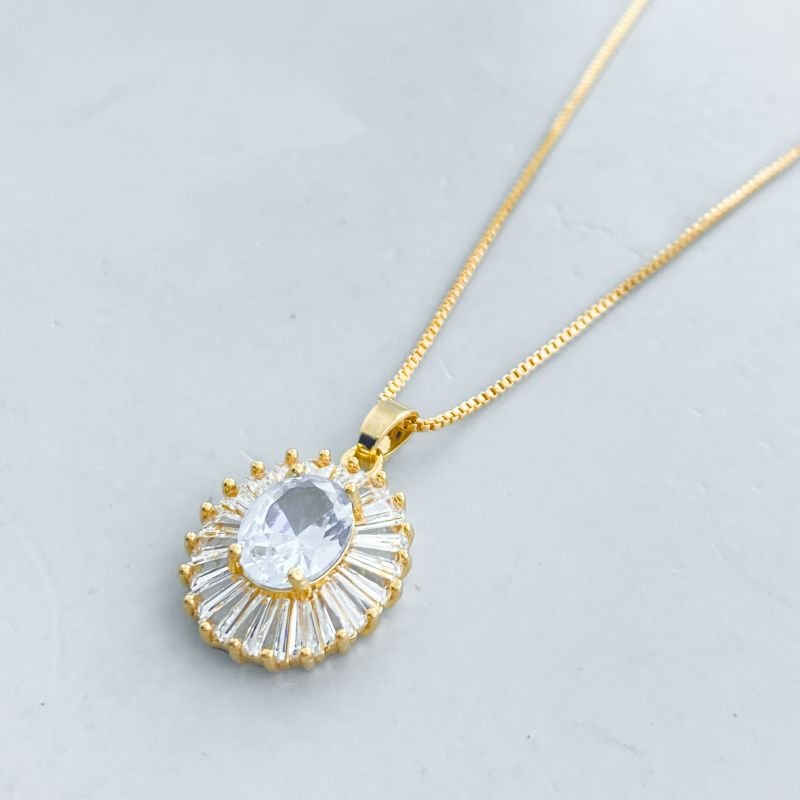 Colar Banho Diamante Pedra Oval Bordas Baguetes