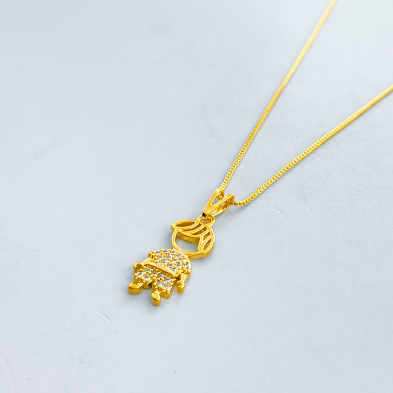 Colar Banho Diamante PG Menino Cravejado Cabelo Vazado