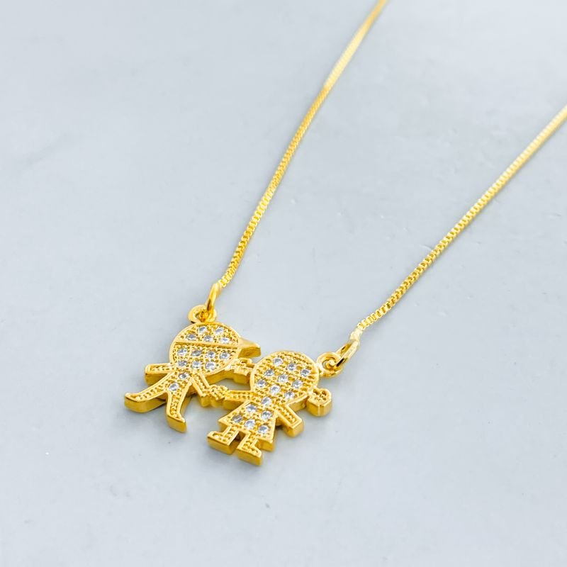 Colar Banho Diamante Menino e Menina Cravejados