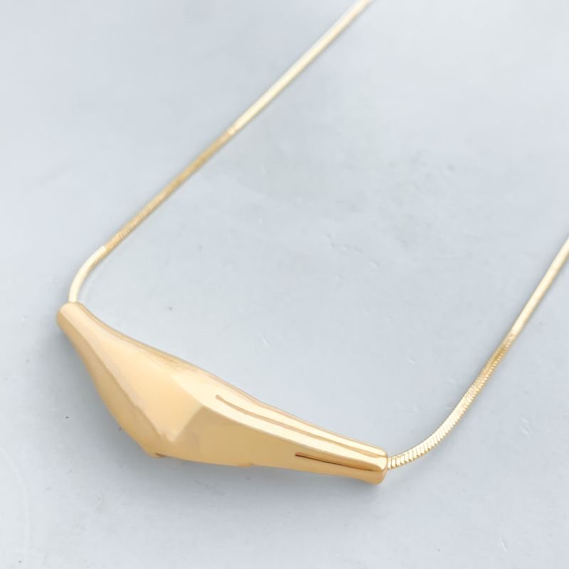 Colar Banho Diamante Rabo de Rato Fino Design V Liso